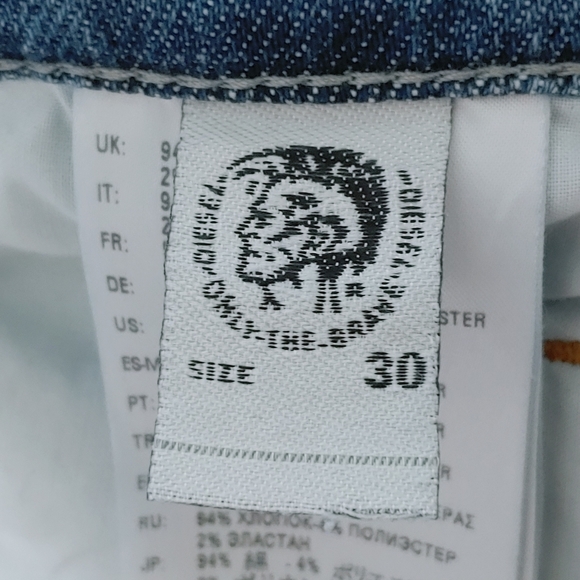 DIESEL Babhila slim fit regular waist skinny jeans - Picture 9 of 11